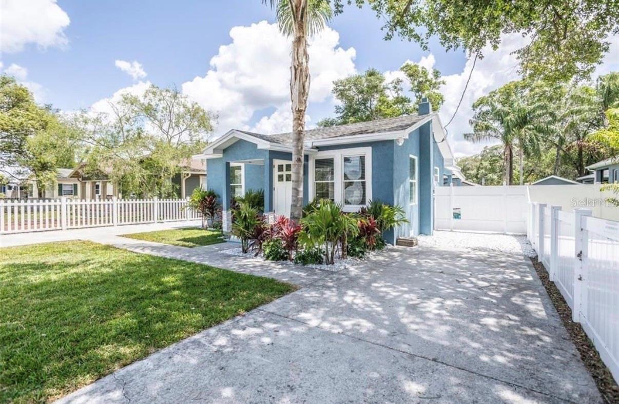 Image 23 of 24 For 8907 Boulevard