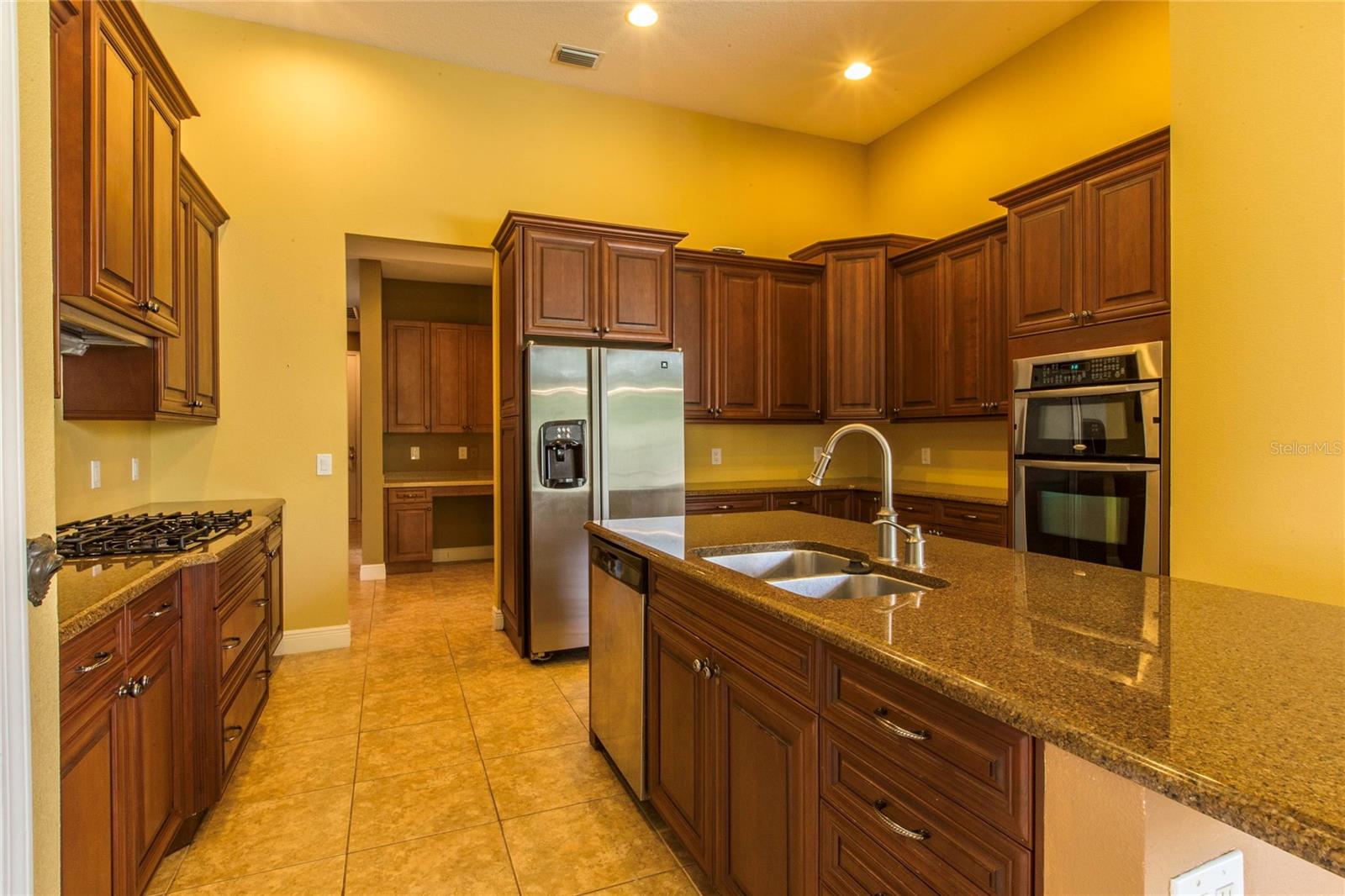 Image 15 of 64 For 20003 Ryman Place