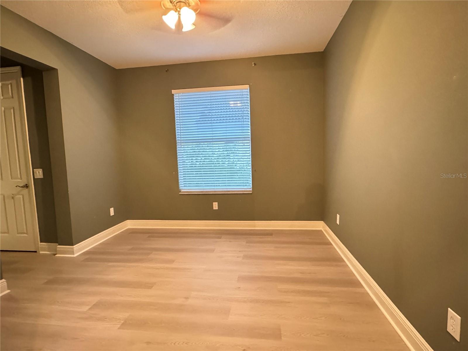 Image 42 of 64 For 20003 Ryman Place