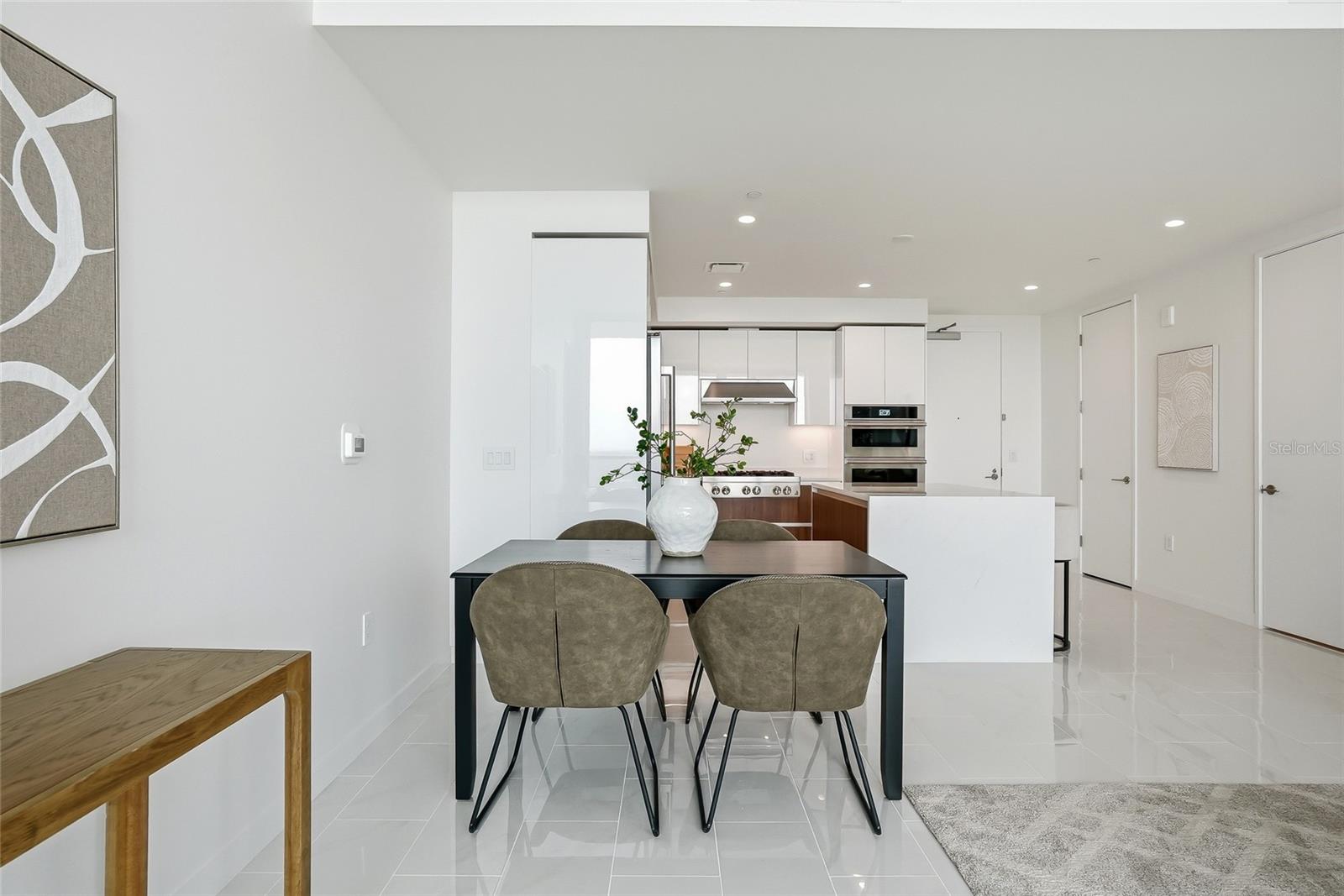 Image 13 of 71 For 400 Central Avenue 2008