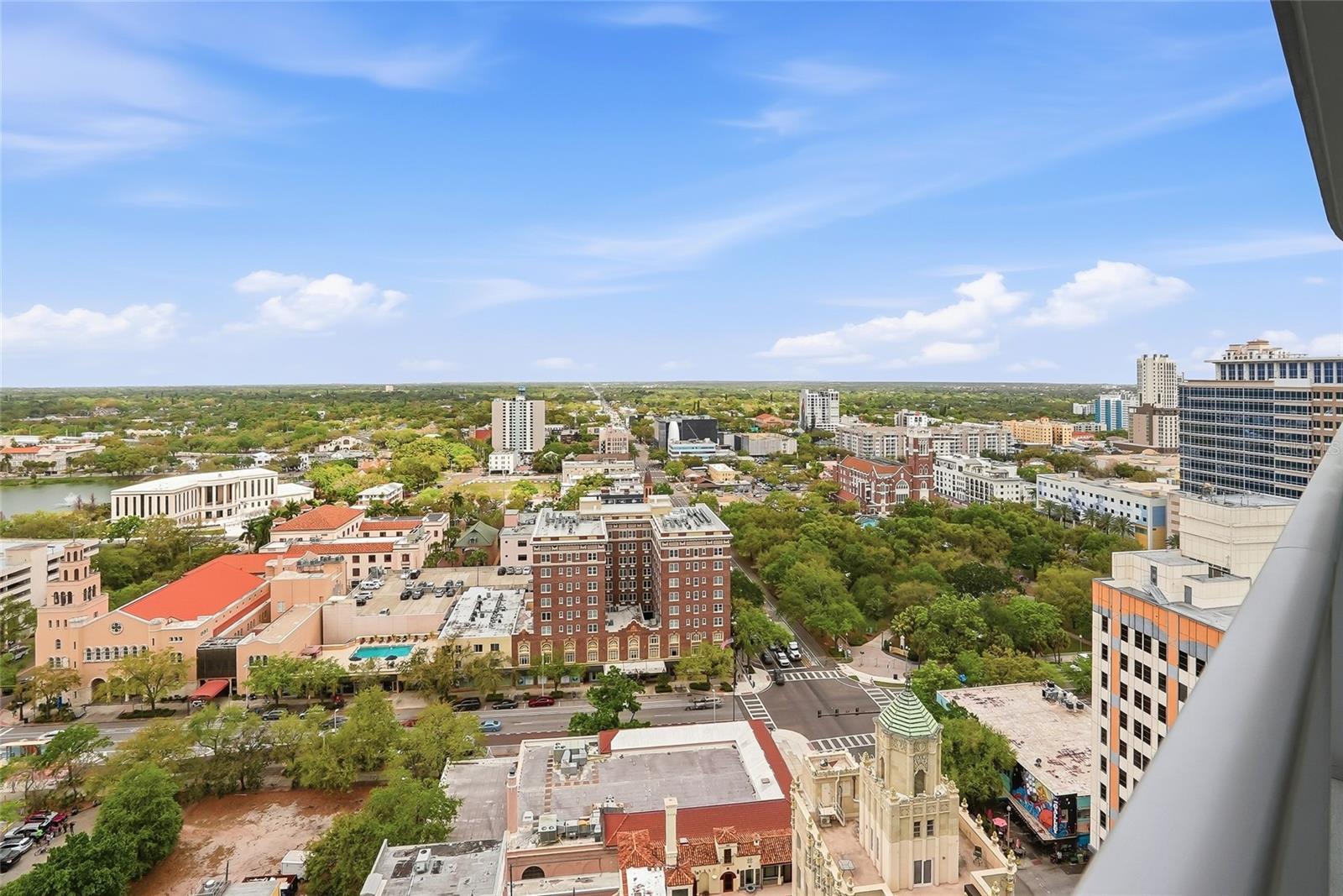 Image 21 of 71 For 400 Central Avenue 2008