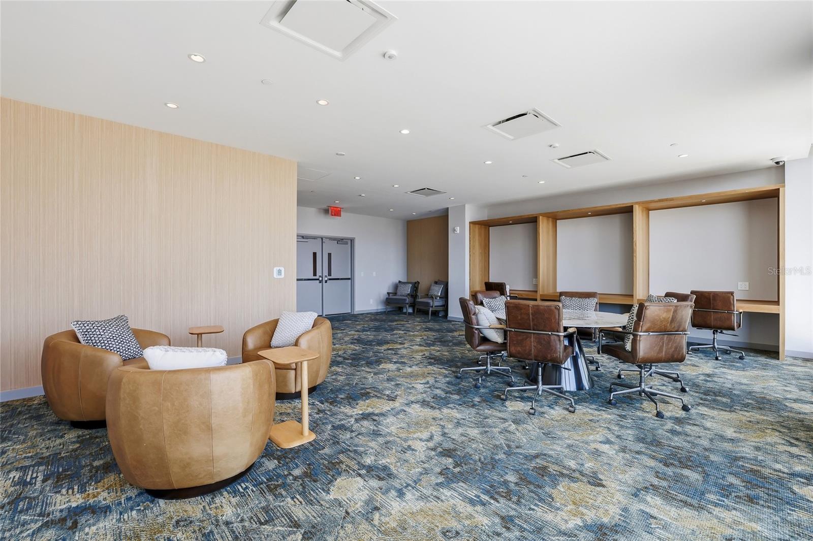 Image 46 of 71 For 400 Central Avenue 2008