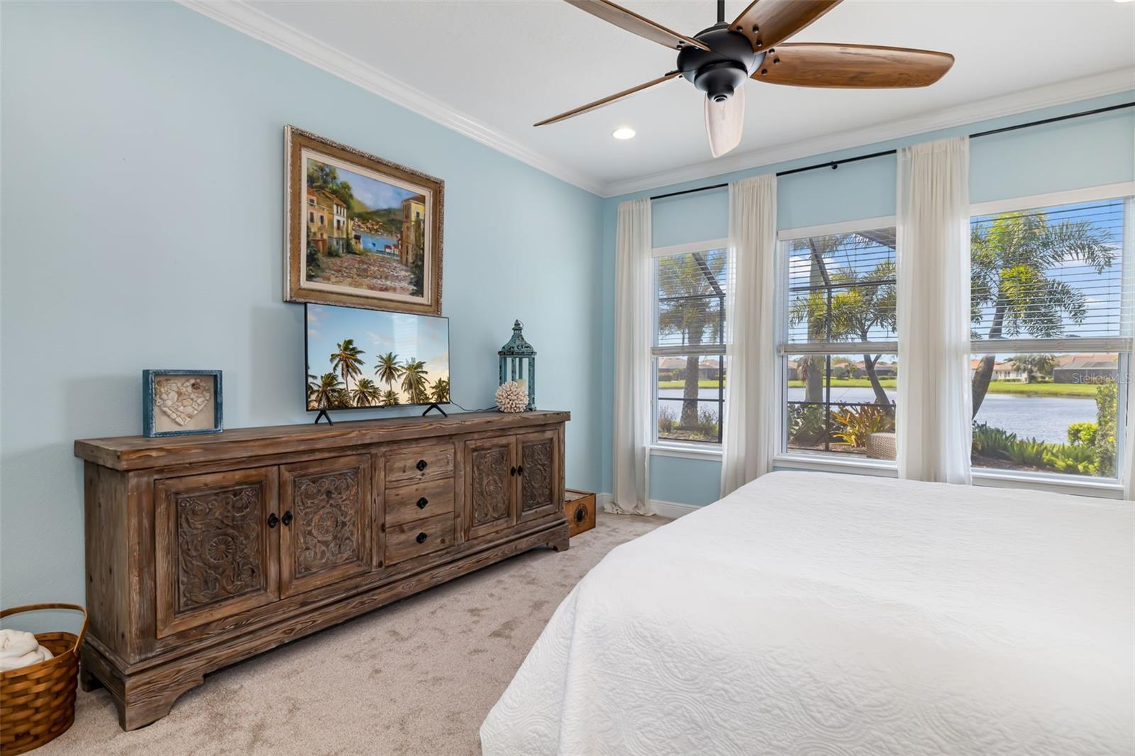 Image 32 of 93 For 10107 Carnoustie Place