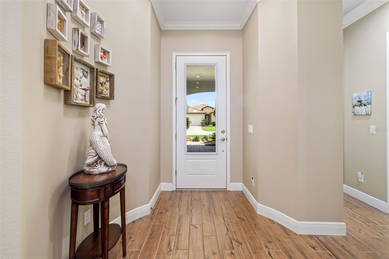 Image 38 of 93 For 10107 Carnoustie Place