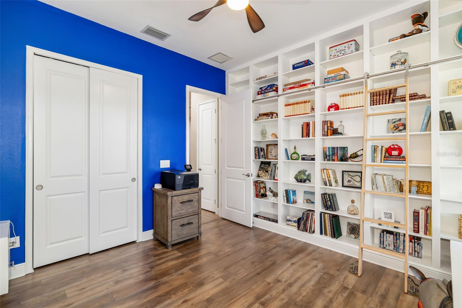 Image 42 of 93 For 10107 Carnoustie Place