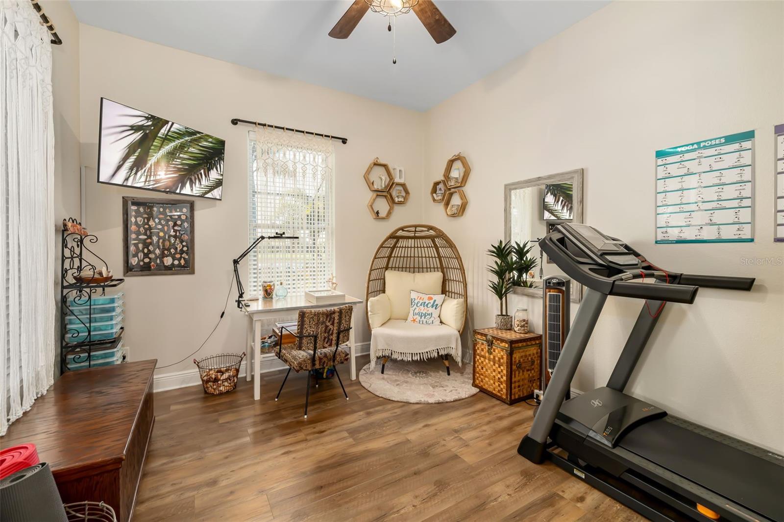 Image 53 of 93 For 10107 Carnoustie Place