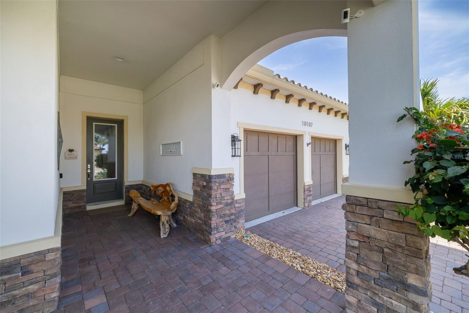 Image 61 of 93 For 10107 Carnoustie Place