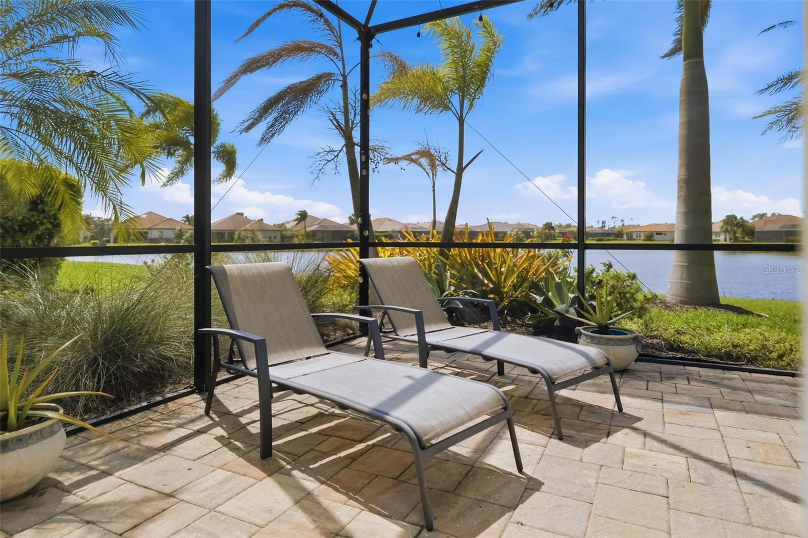 Image 9 of 93 For 10107 Carnoustie Place