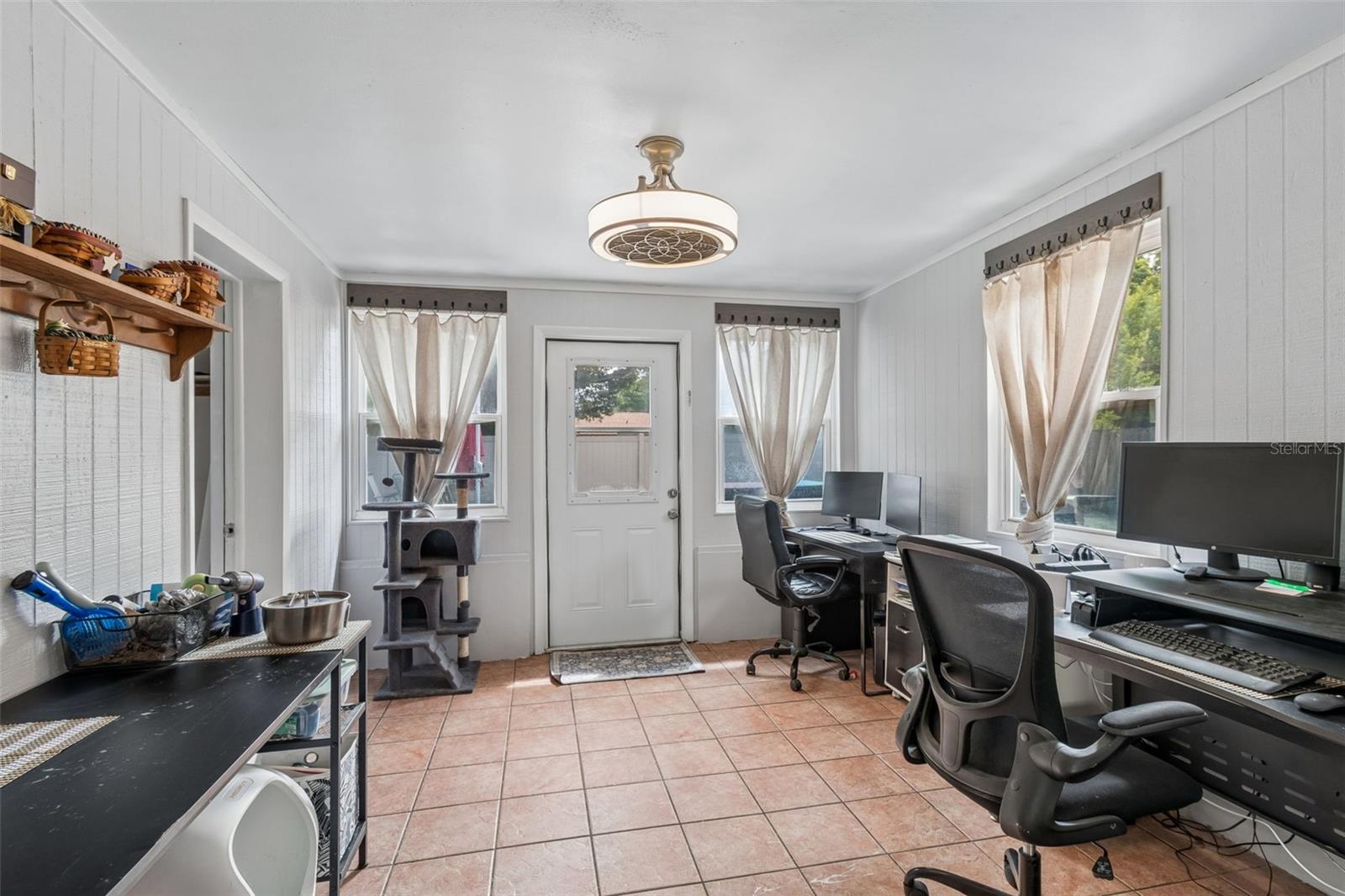 Image 14 of 41 For 1409 Nelson Avenue