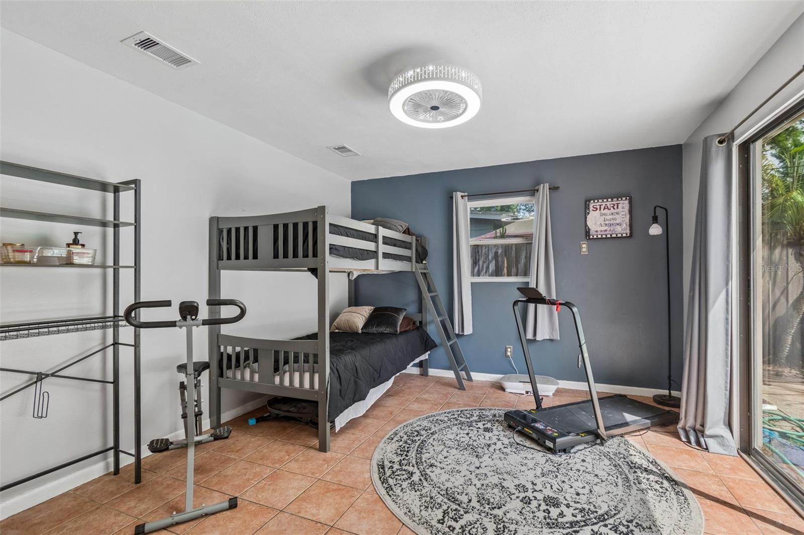 Image 25 of 41 For 1409 Nelson Avenue