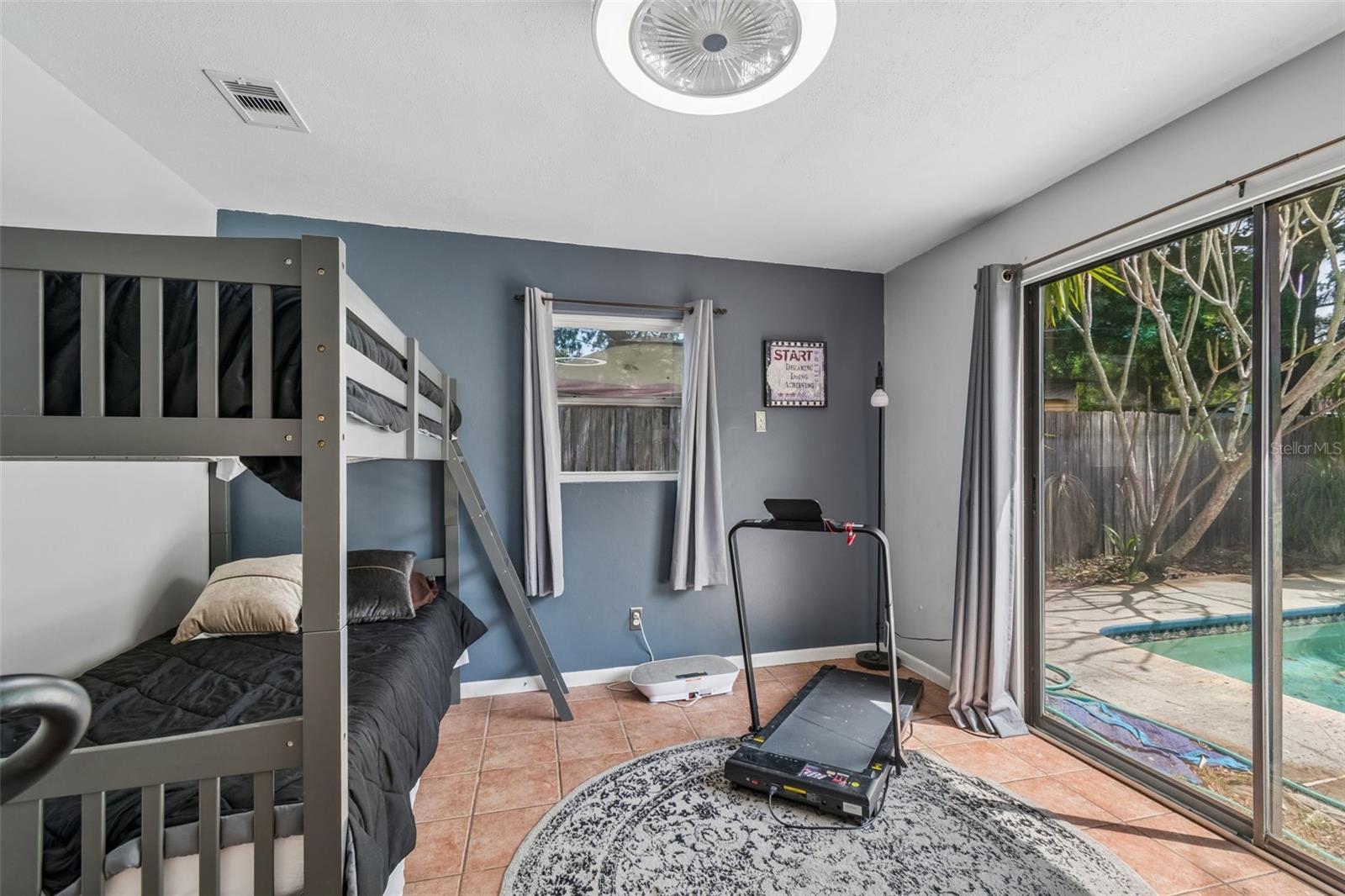 Image 26 of 41 For 1409 Nelson Avenue