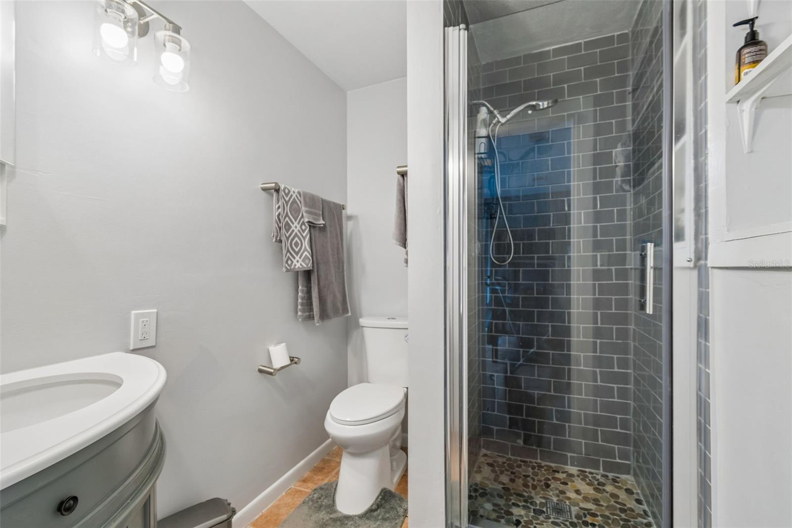 Image 28 of 41 For 1409 Nelson Avenue