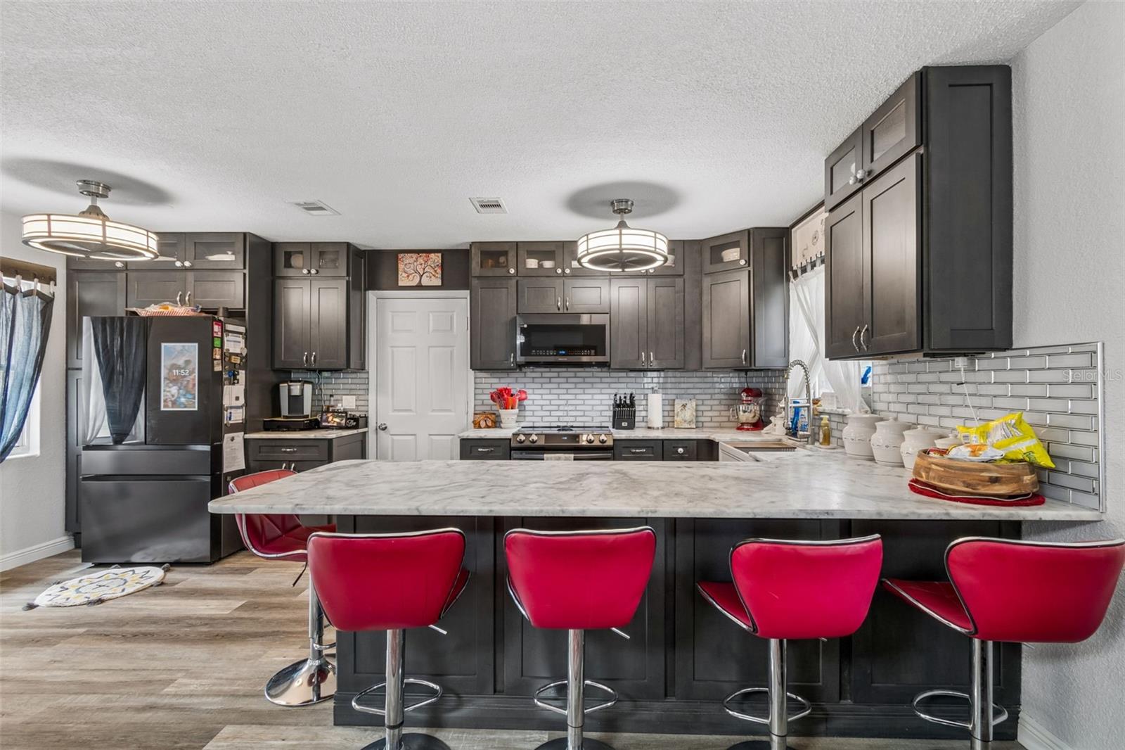 Image 4 of 41 For 1409 Nelson Avenue