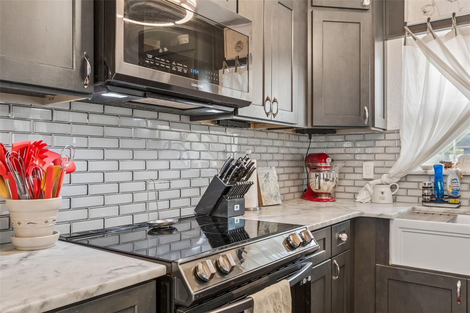 Image 8 of 41 For 1409 Nelson Avenue