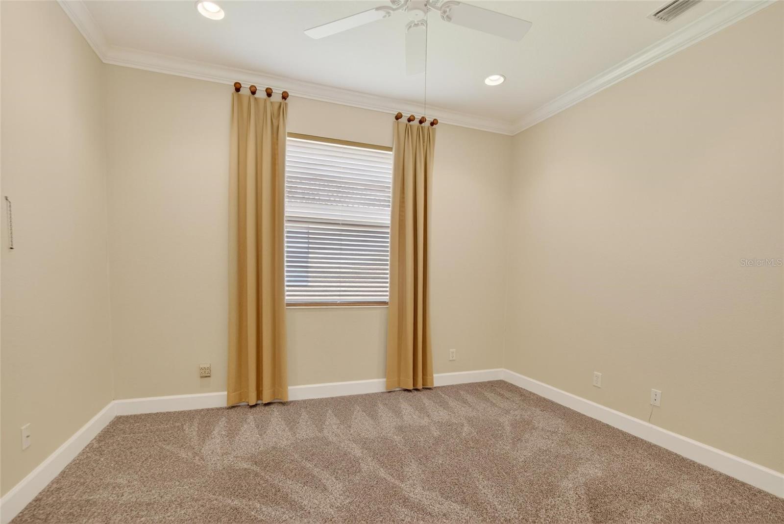 Image 36 of 81 For 210 Shell Falls Drive