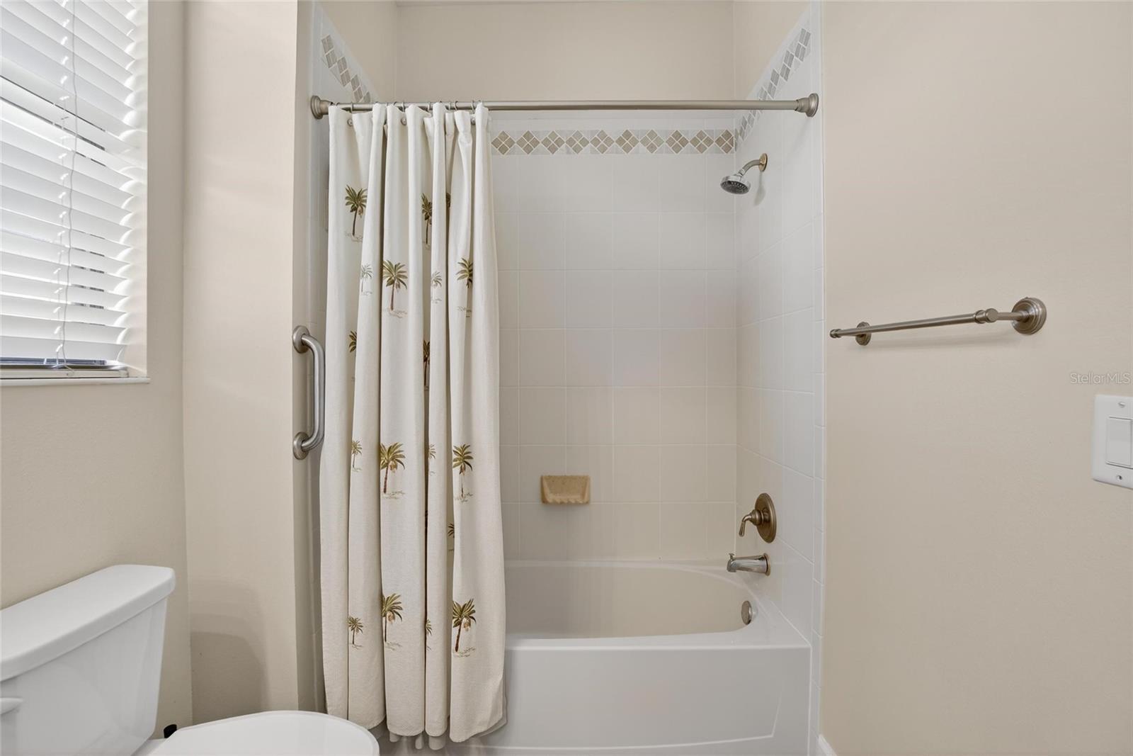 Image 43 of 81 For 210 Shell Falls Drive