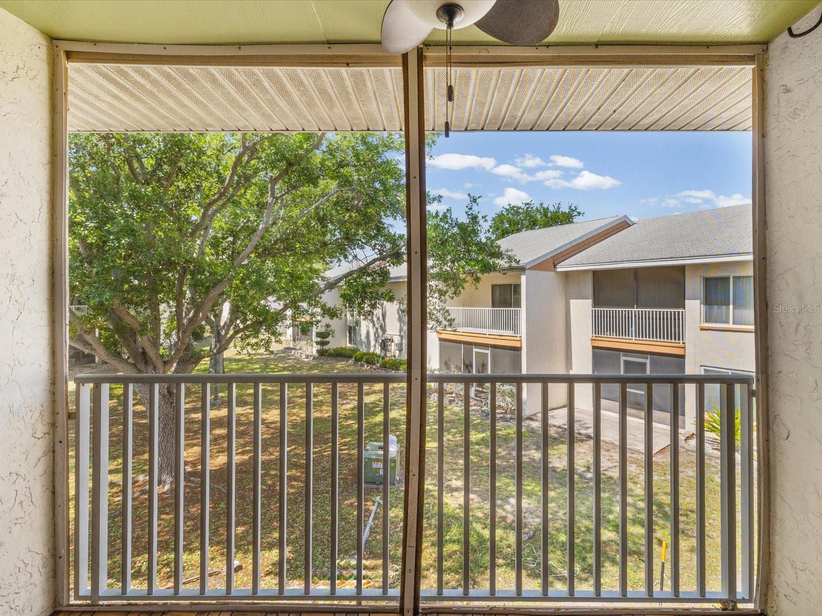 Image 27 of 33 For 9940 7th Way N 204