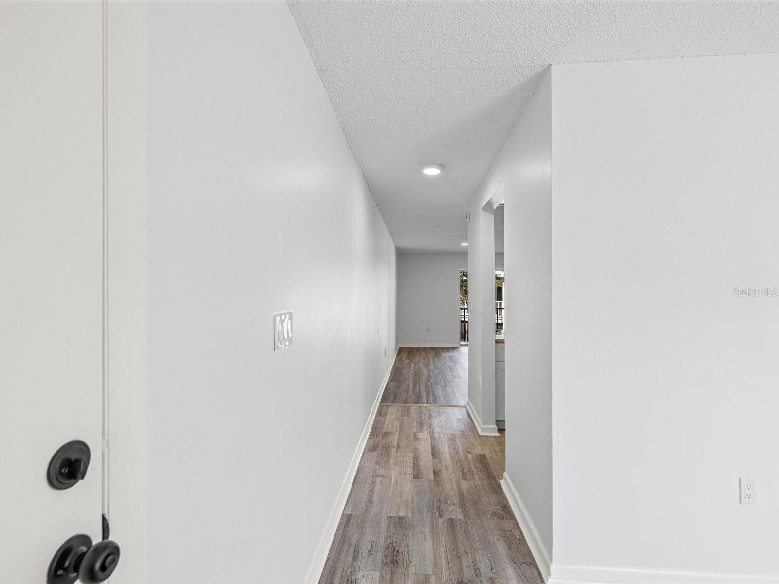 Image 9 of 33 For 9940 7th Way N 204