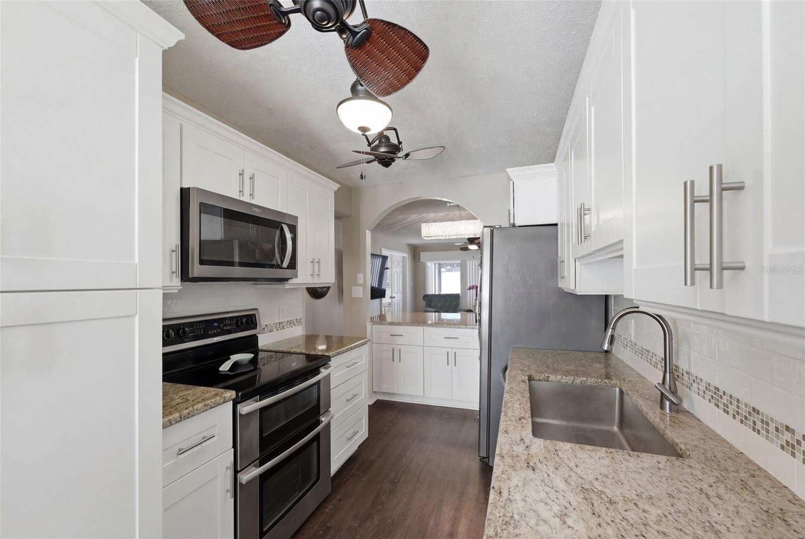 Image 12 of 32 For 2074 Sunset Point Road 137