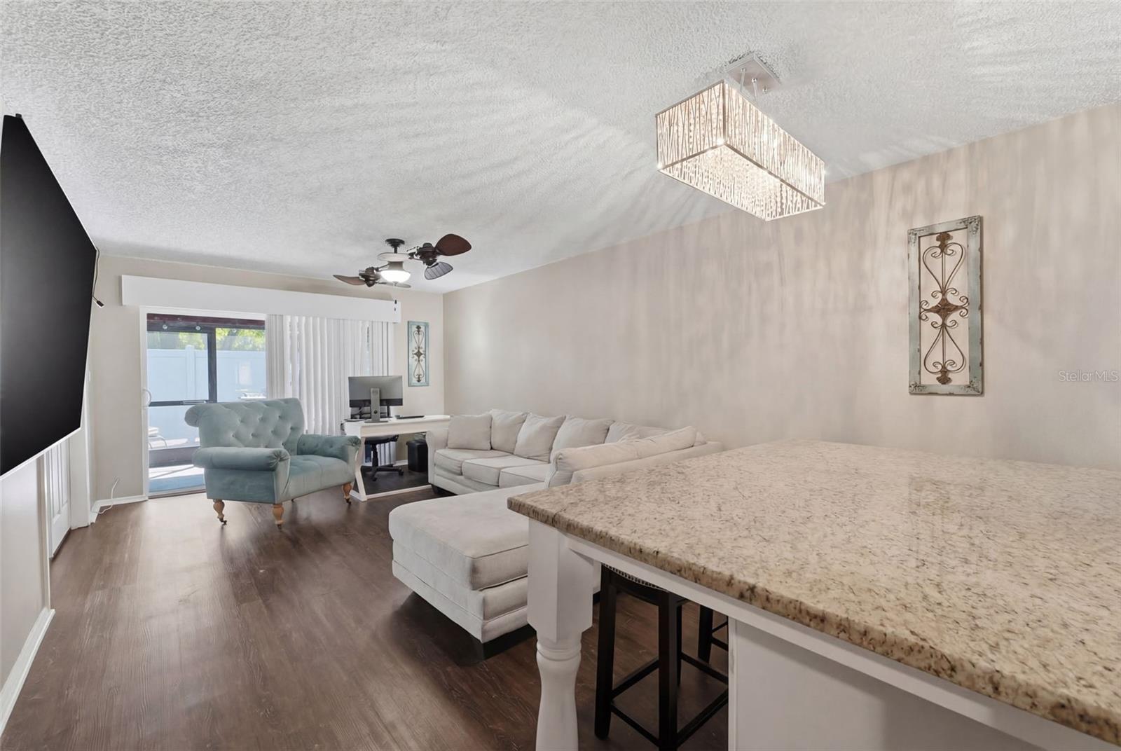 Image 15 of 32 For 2074 Sunset Point Road 137