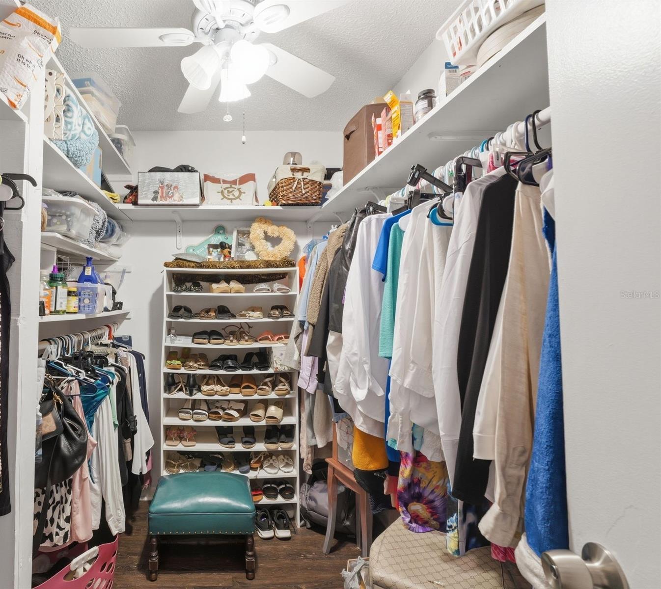 Image 20 of 32 For 2074 Sunset Point Road 137