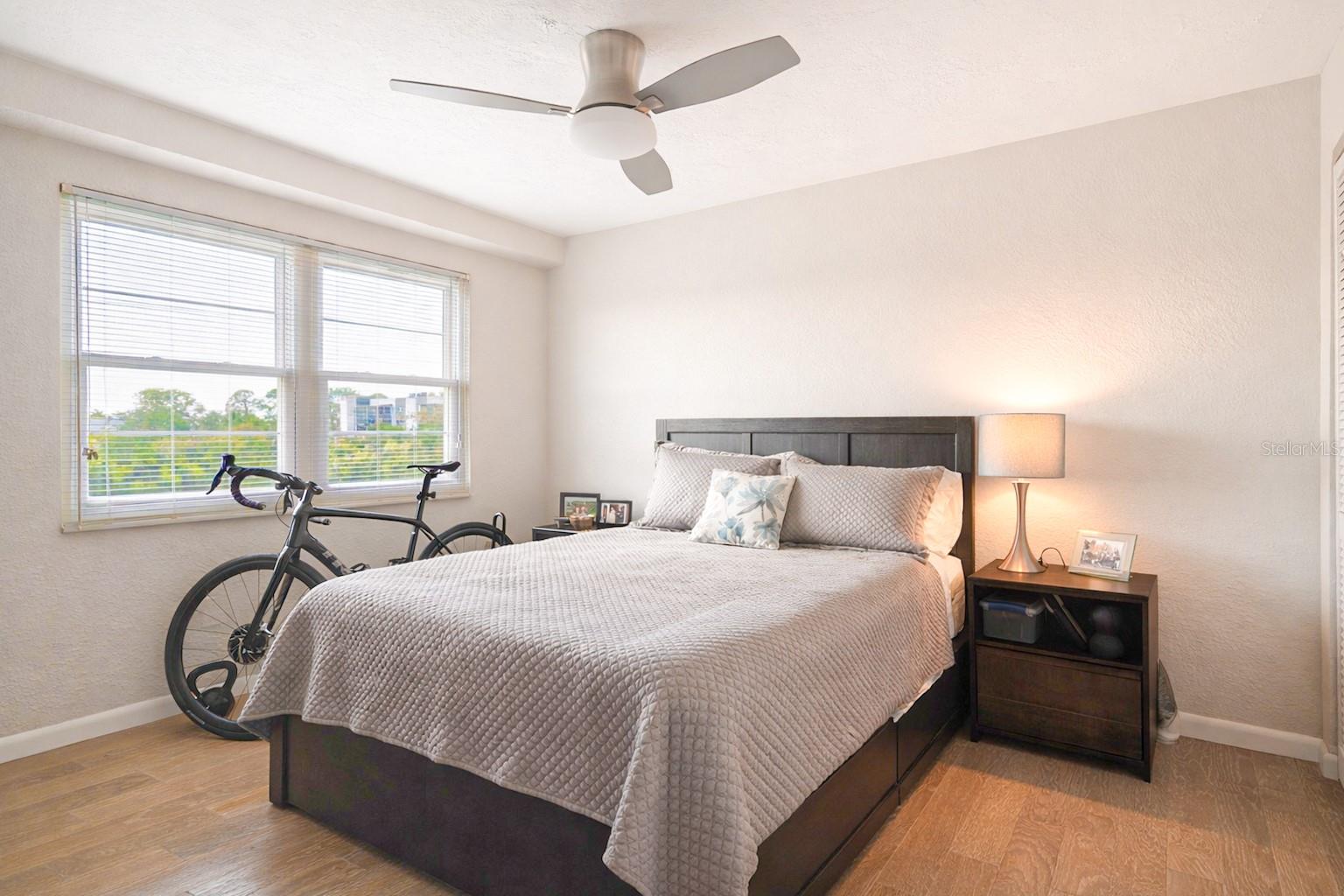 Image 21 of 35 For 4651 1st Street Ne 303