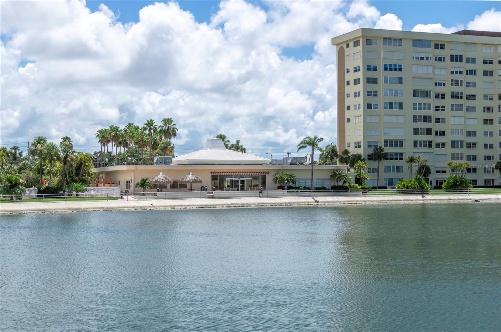 Image 36 of 46 For 4725 Cove Circle 207