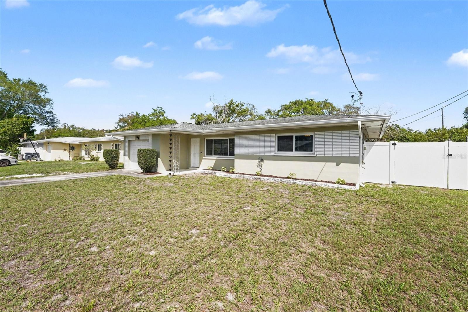 Image 2 of 21 For 2139 Poinciana Drive