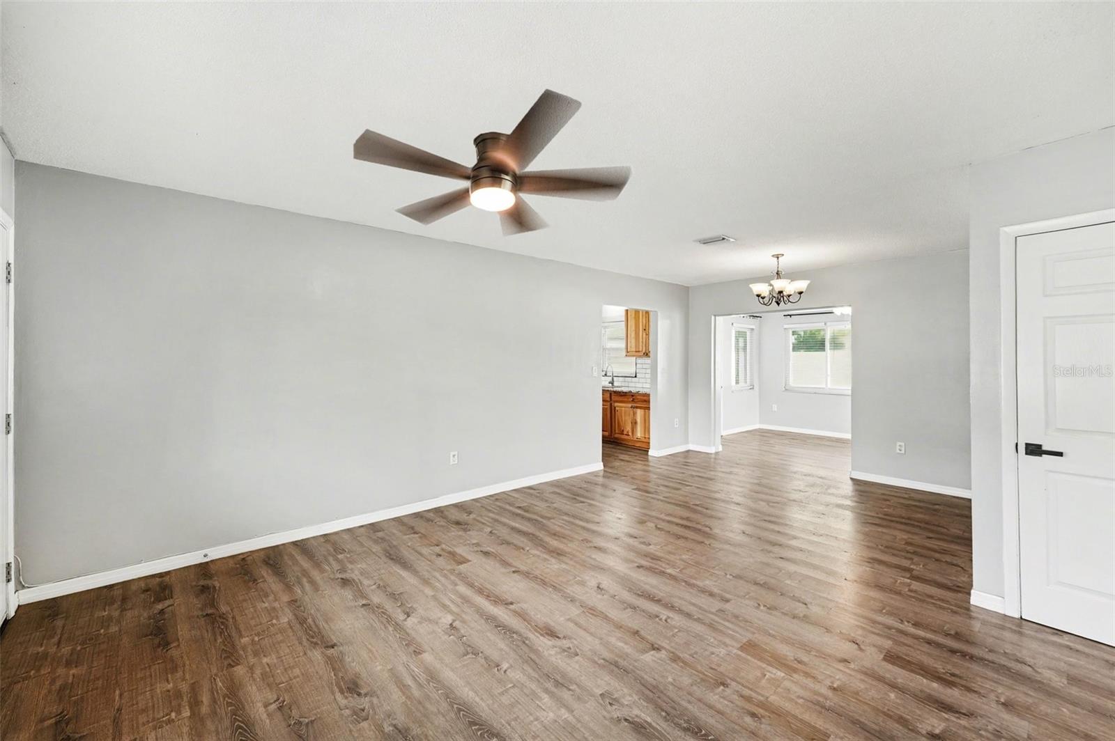 Image 4 of 21 For 2139 Poinciana Drive