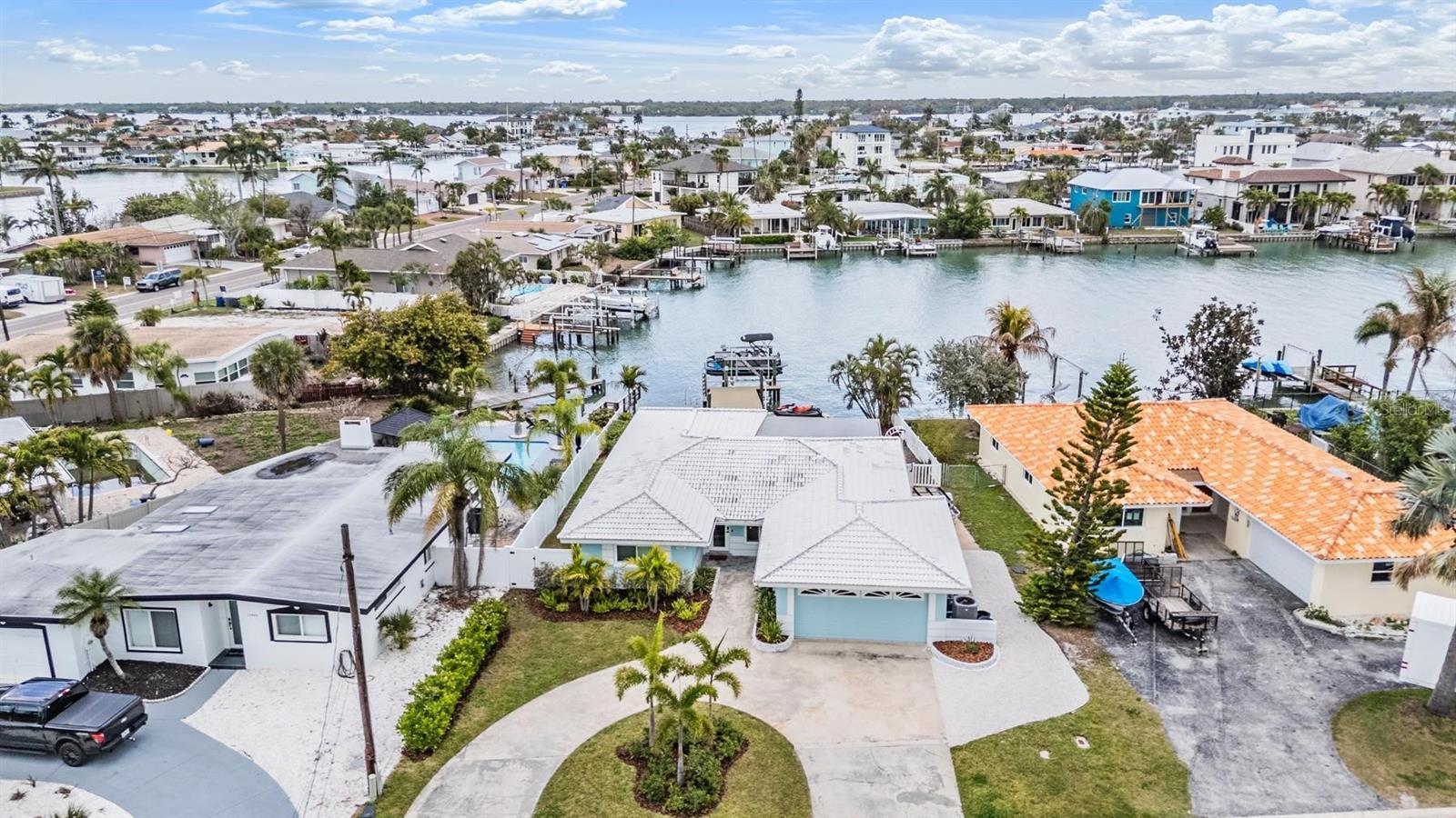 Image 32 of 39 For 11425 5th Street E