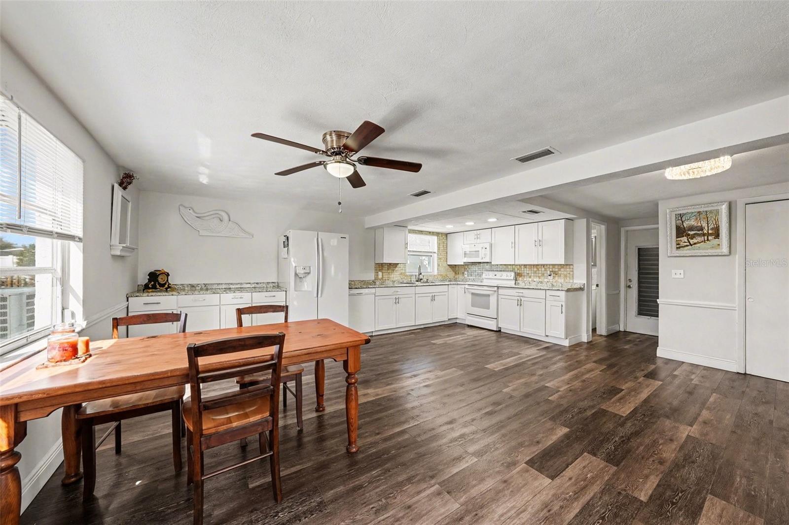 Image 13 of 25 For 6422 Tralee Avenue