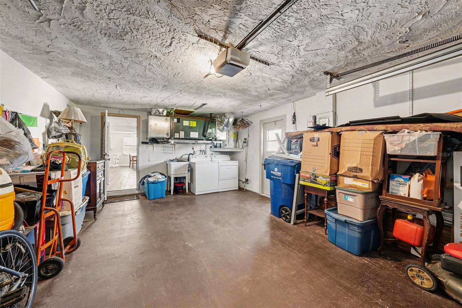 Image 19 of 25 For 6422 Tralee Avenue