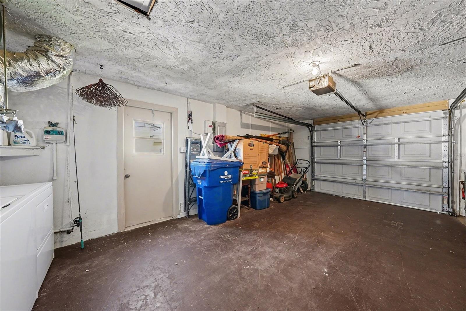 Image 20 of 25 For 6422 Tralee Avenue