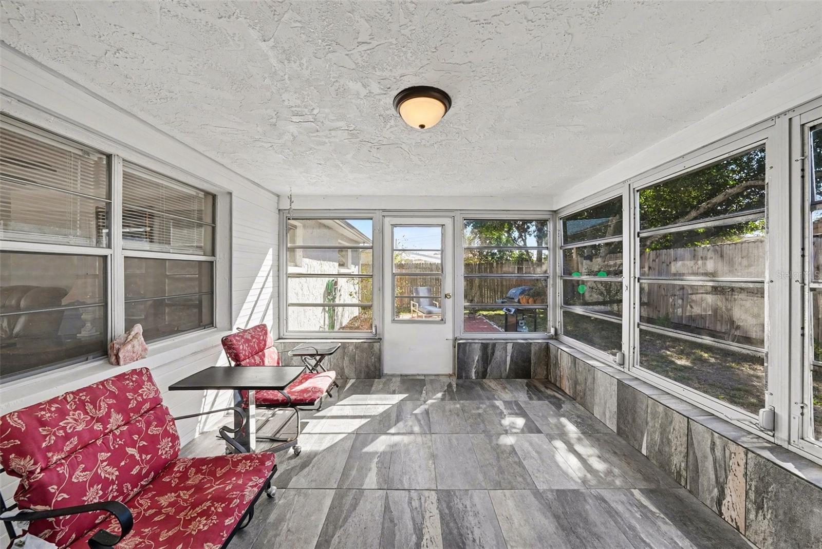 Image 21 of 25 For 6422 Tralee Avenue