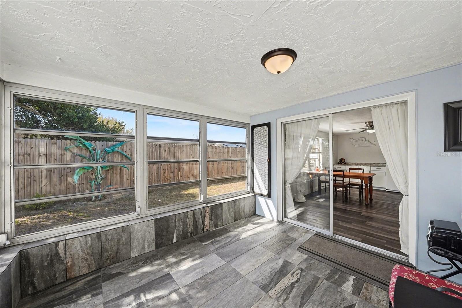 Image 22 of 25 For 6422 Tralee Avenue