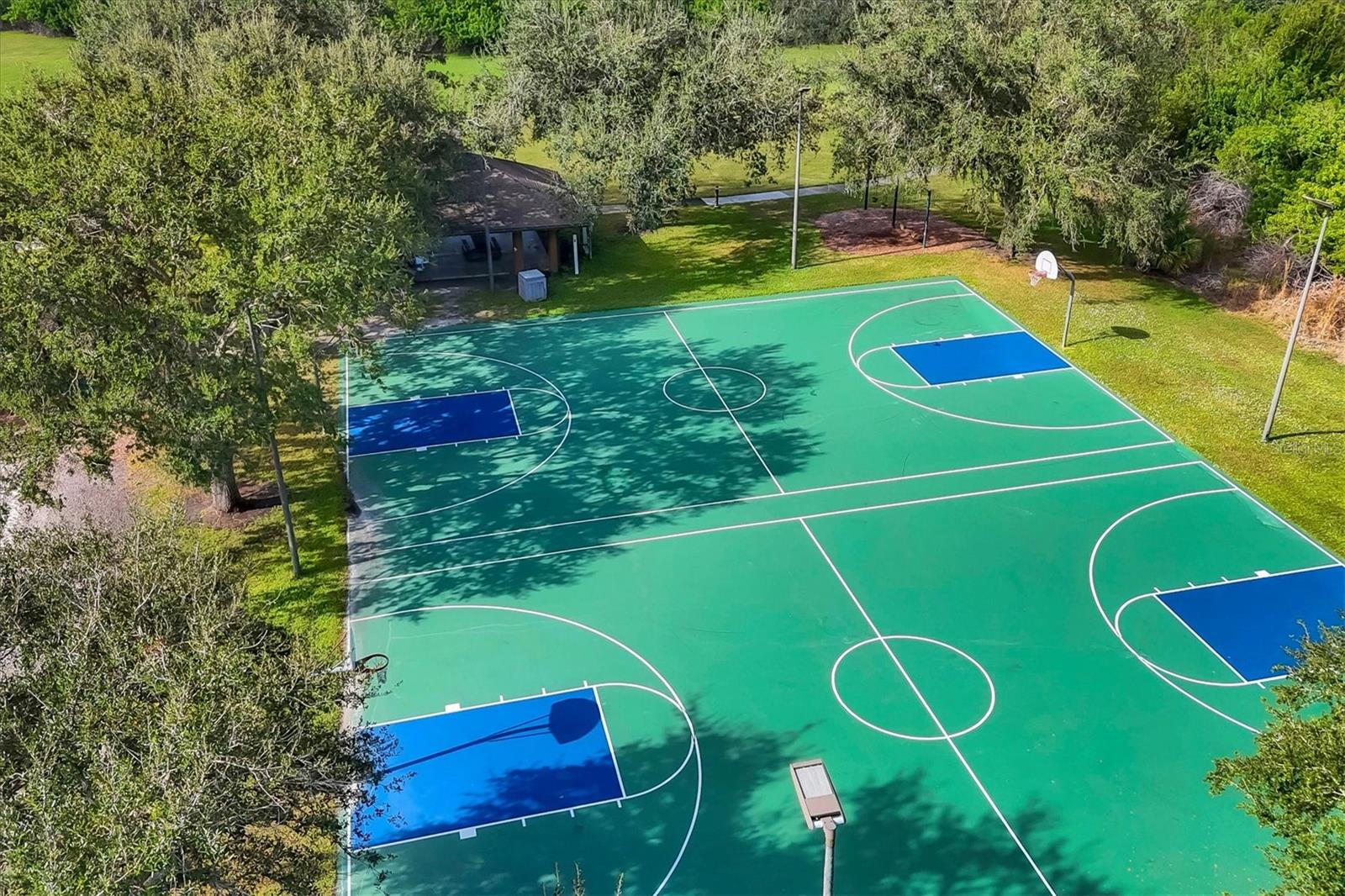 Image 39 of 47 For 6653 Windjammer Place