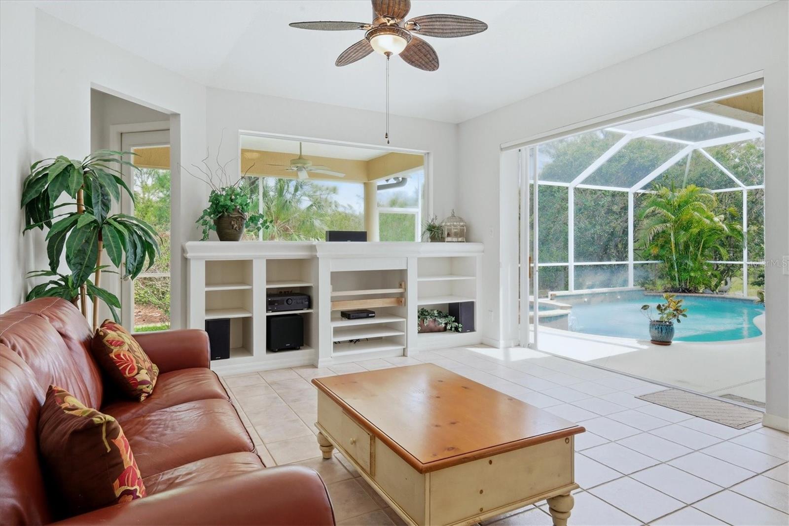 Image 7 of 47 For 6653 Windjammer Place