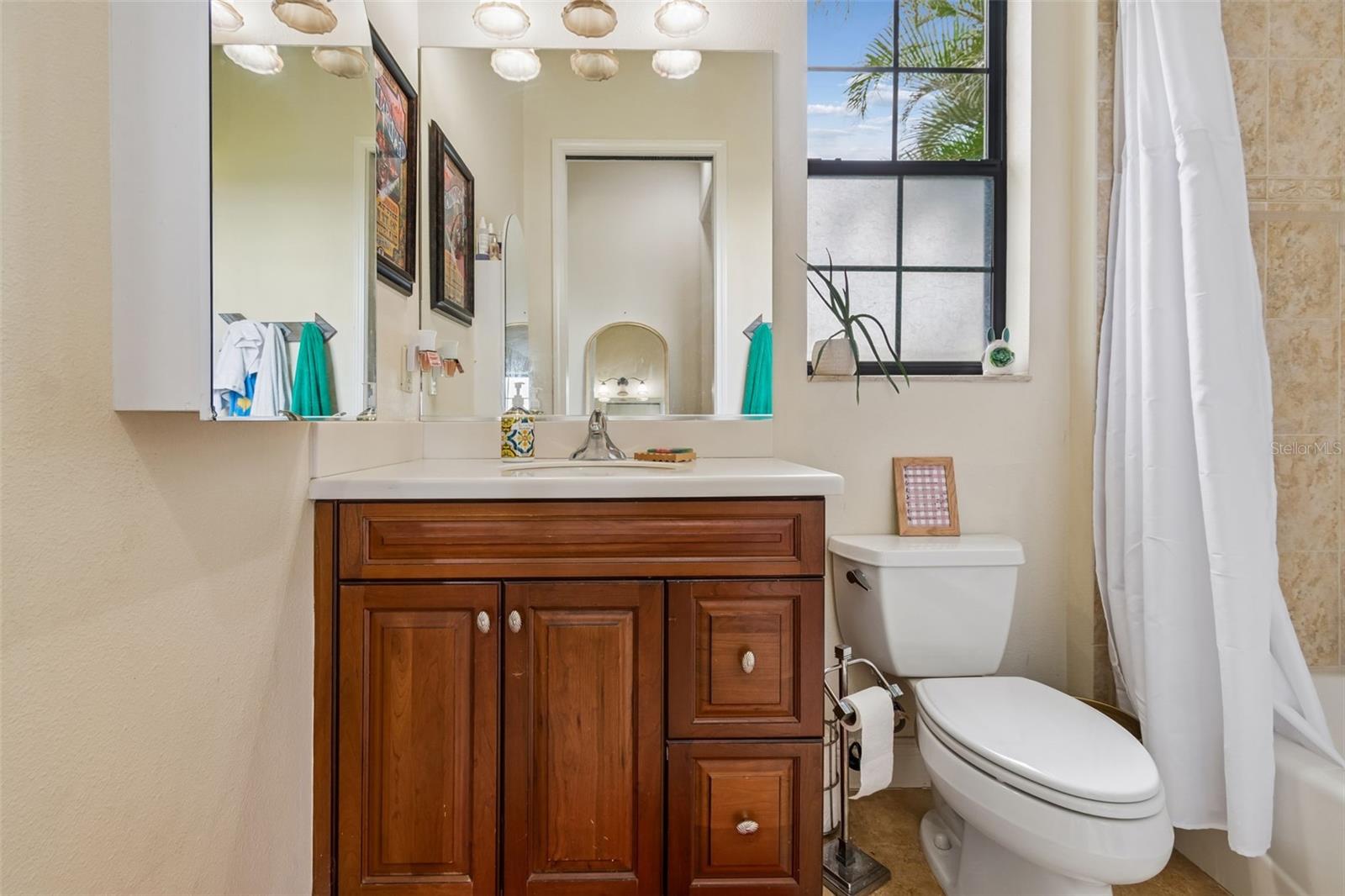 Image 56 of 99 For 5416 Tybee Island Drive