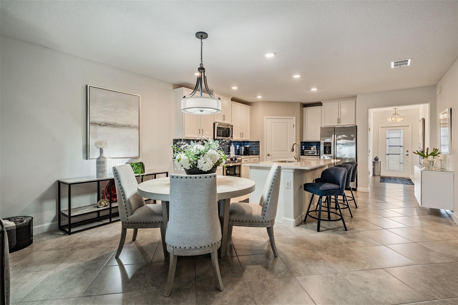 Image 23 of 98 For 10191 Echo Dock Loop