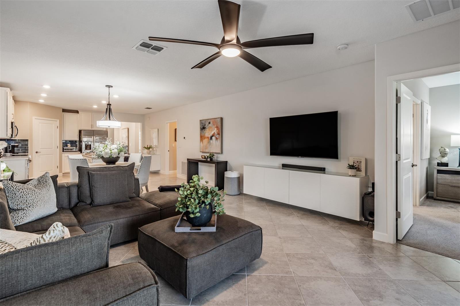 Image 24 of 98 For 10191 Echo Dock Loop