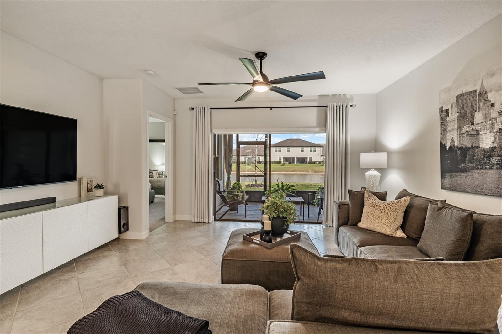 Image 33 of 98 For 10191 Echo Dock Loop