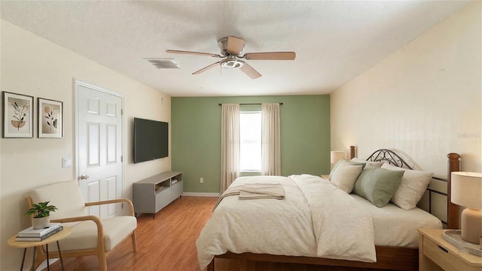 Image 10 of 21 For 7561 82nd Street