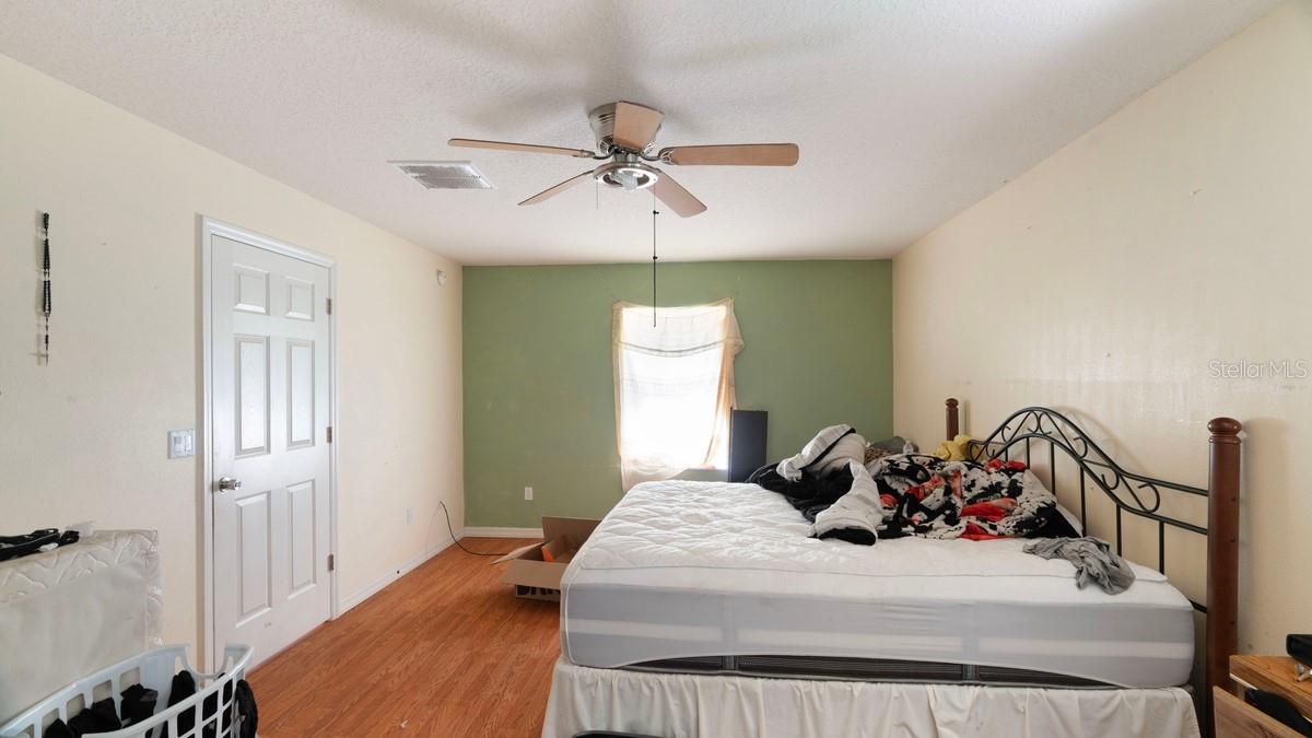 Image 11 of 21 For 7561 82nd Street