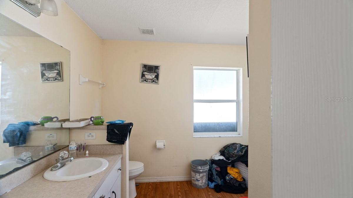 Image 13 of 21 For 7561 82nd Street