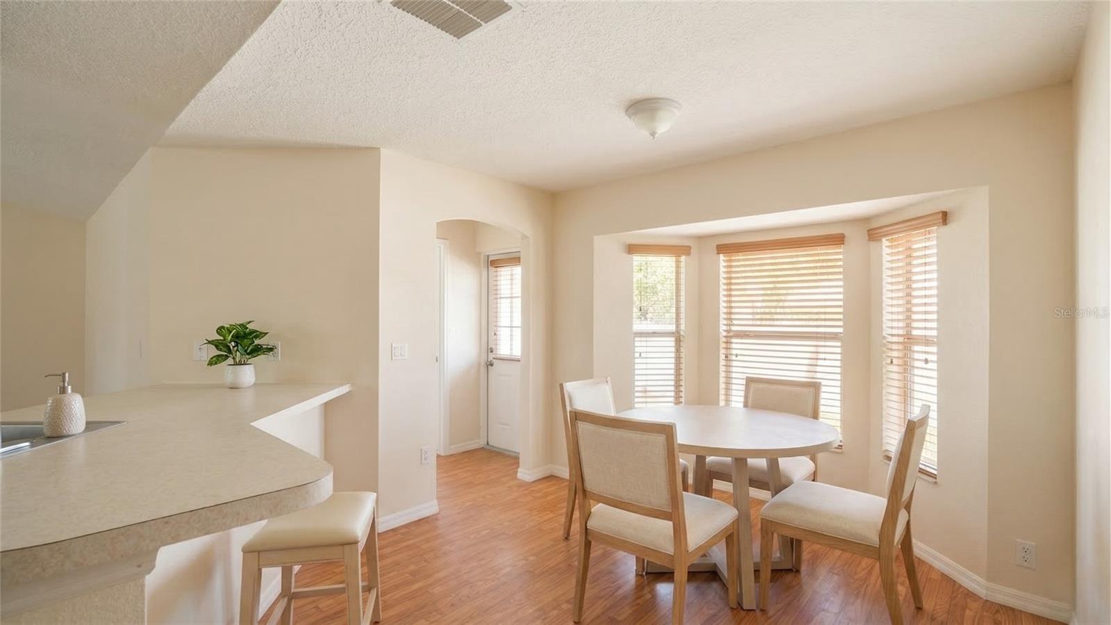 Image 4 of 21 For 7561 82nd Street