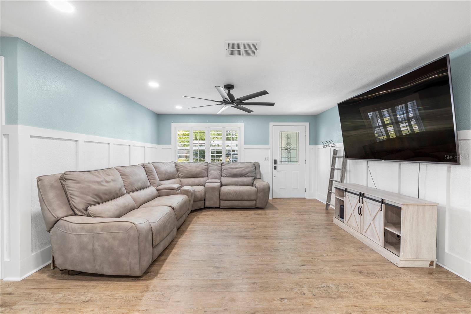 Image 6 of 32 For 1020 San Marco Drive