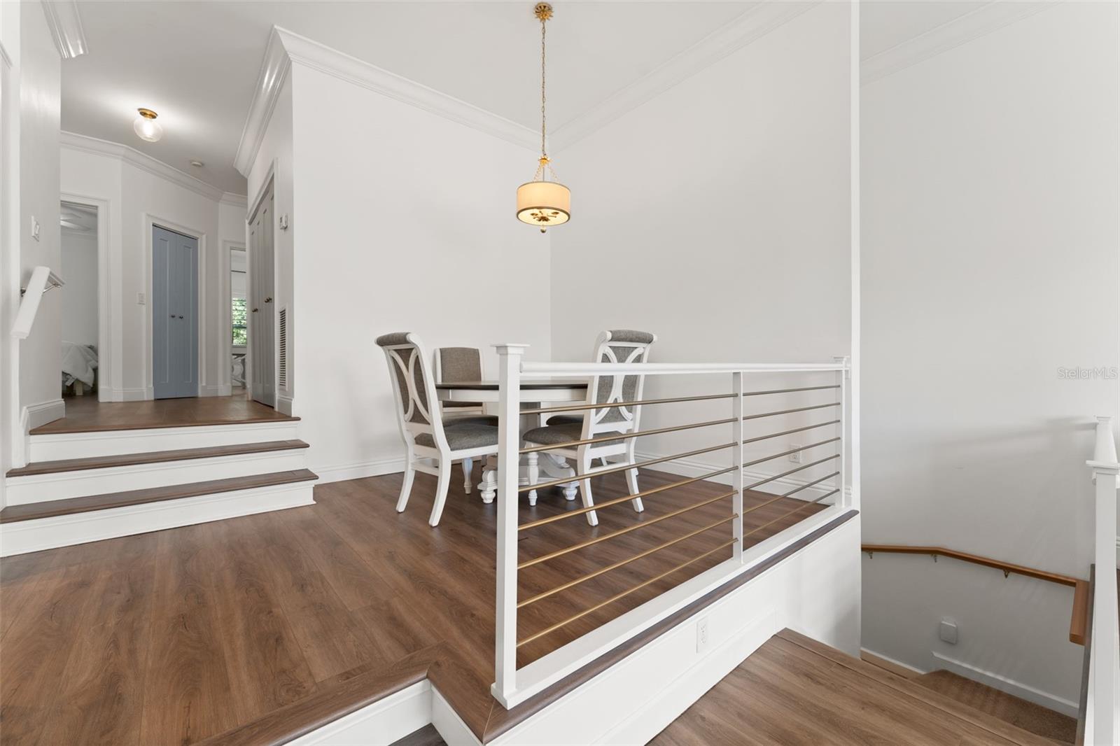 Image 17 of 44 For 625 Tropical Breeze Way