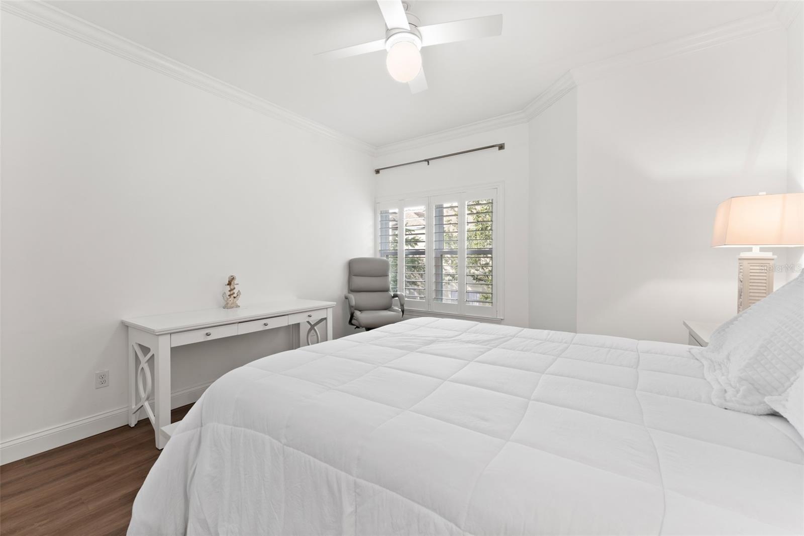 Image 22 of 44 For 625 Tropical Breeze Way