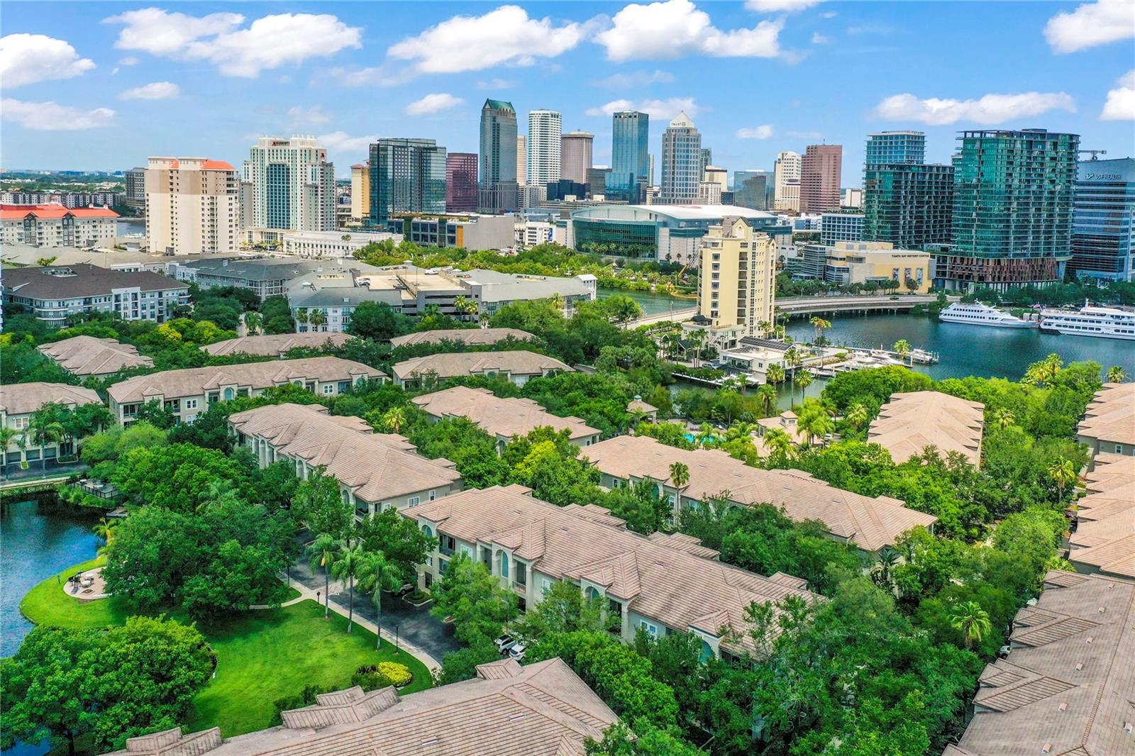 Image 44 of 44 For 625 Tropical Breeze Way