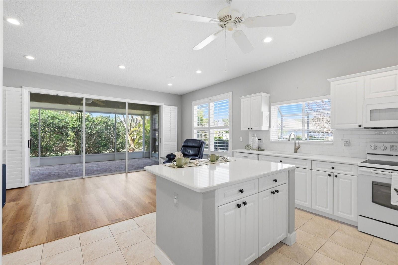 Image 12 of 42 For 1615 Orchardgrove Avenue